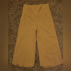 NY Invasion tan ribbed culottes,  size 9.